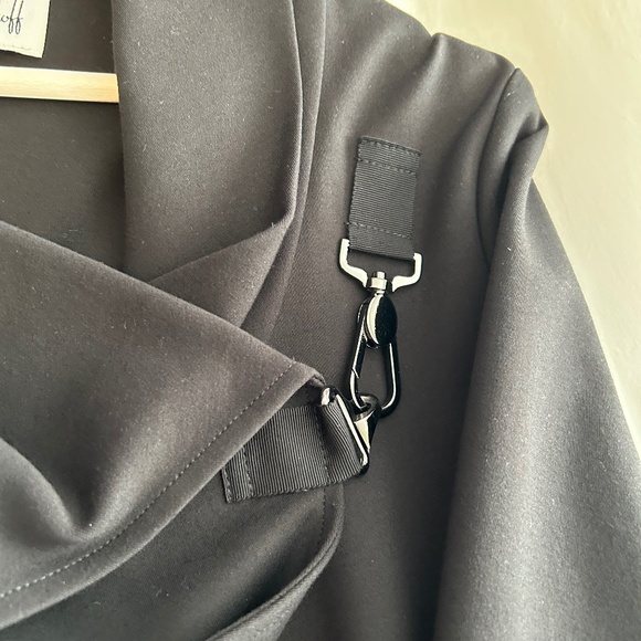 Coat - Picture 5 of 5